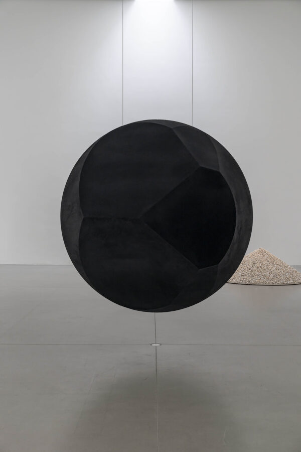 ‘Pink Noise’, Langen Foundation, 2024 | Troika (Conny Freyer, Eva Rucki, Sebastien Noel)